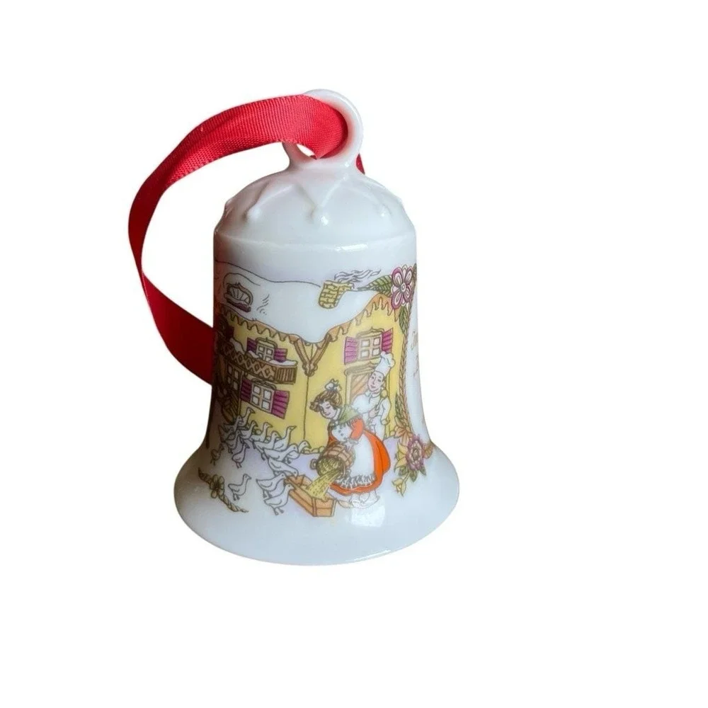 At the Goose Inn Christmas Bell Ornament 1992 Weihnachts Glock Porcelain Germany